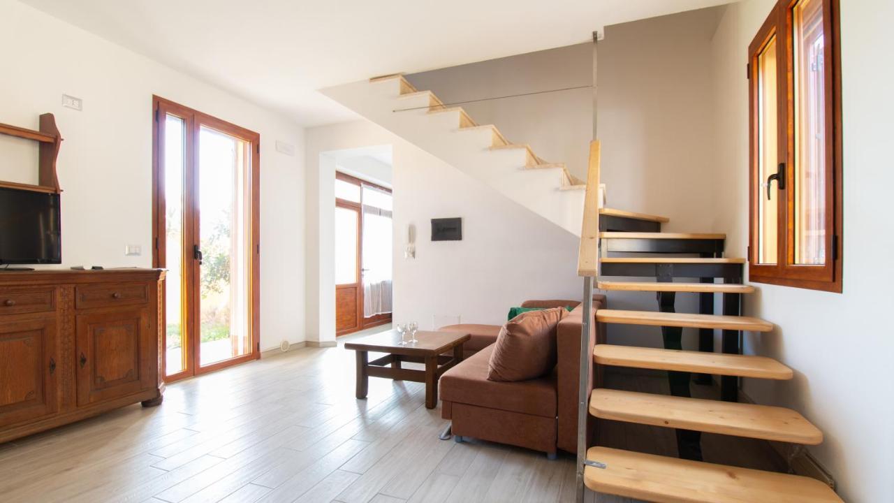 Yellow House-Villetta Con Giardino Oristano Ngoại thất bức ảnh