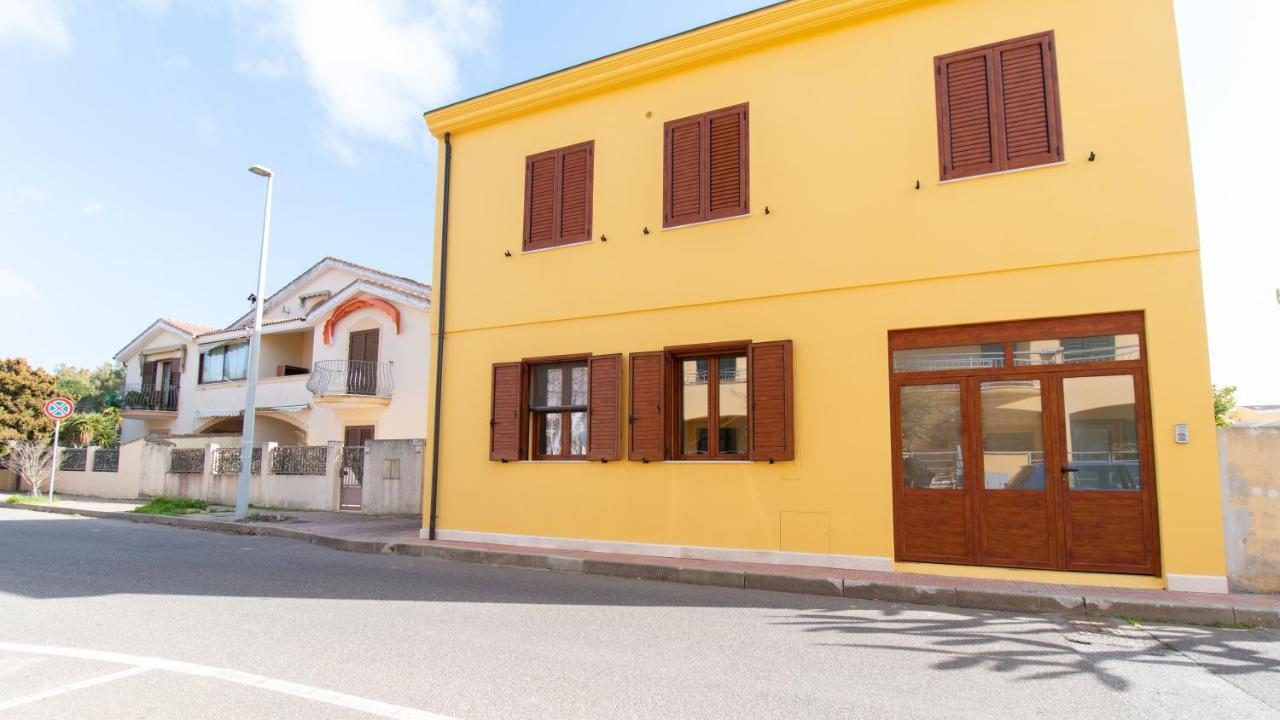 Yellow House-Villetta Con Giardino Oristano Ngoại thất bức ảnh